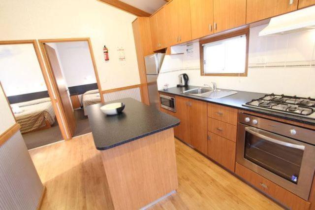 Apollo Bay Holiday Park Δωμάτιο φωτογραφία