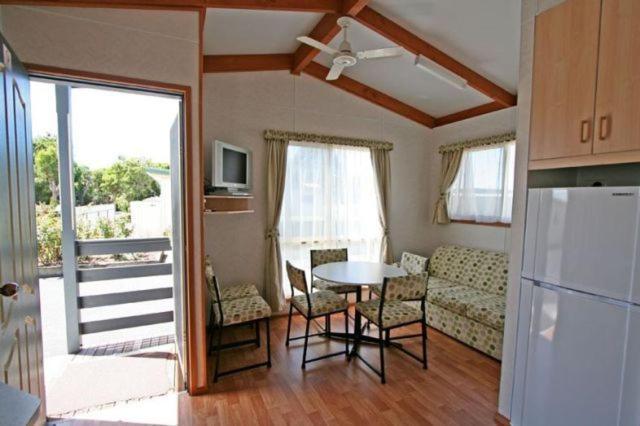 Apollo Bay Holiday Park Δωμάτιο φωτογραφία